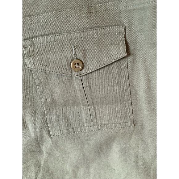 Dockers skort women's size 12 green euc "favorite fit" - Picture 5 of 7